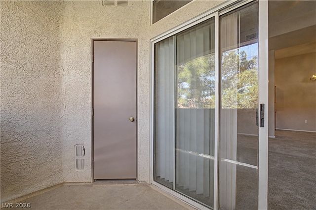 3361 Indian Shadow Street 201, Las Vegas, NV 89129