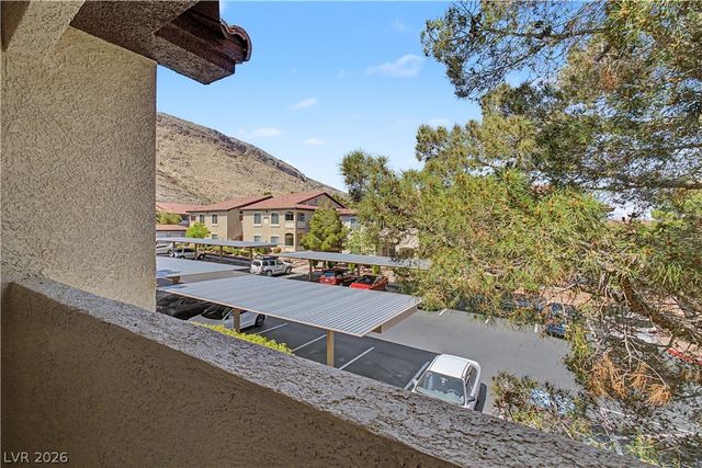 3361 Indian Shadow Street 201, Las Vegas, NV 89129