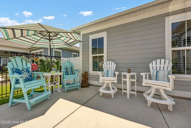 9150 Village Lake Drive, Calabash, NC 28467