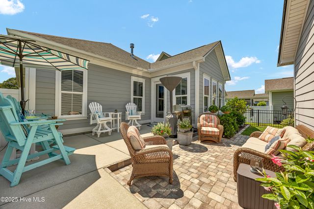 9150 Village Lake Drive, Calabash, NC 28467