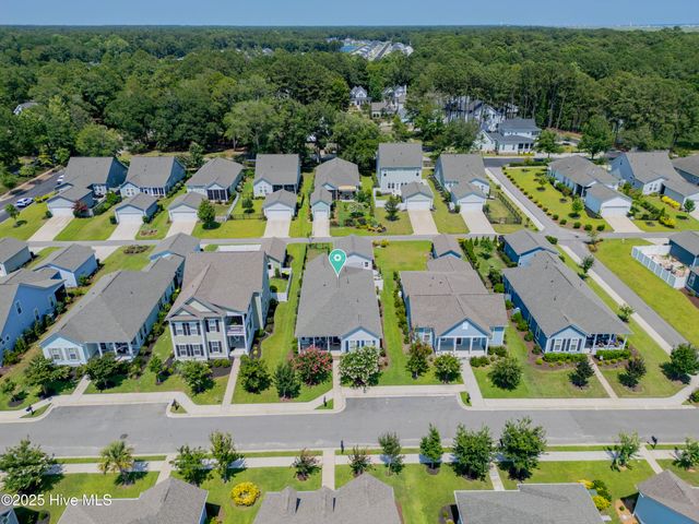 9150 Village Lake Drive, Calabash, NC 28467
