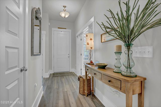 9150 Village Lake Drive, Calabash, NC 28467