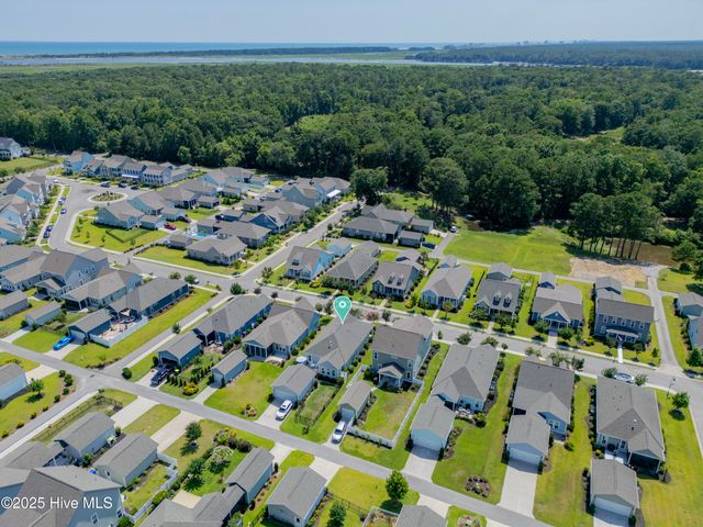 9150 Village Lake Drive, Calabash, NC 28467