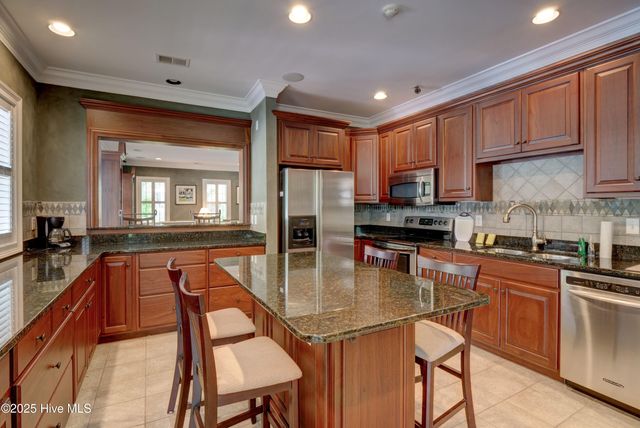 9150 Village Lake Drive, Calabash, NC 28467
