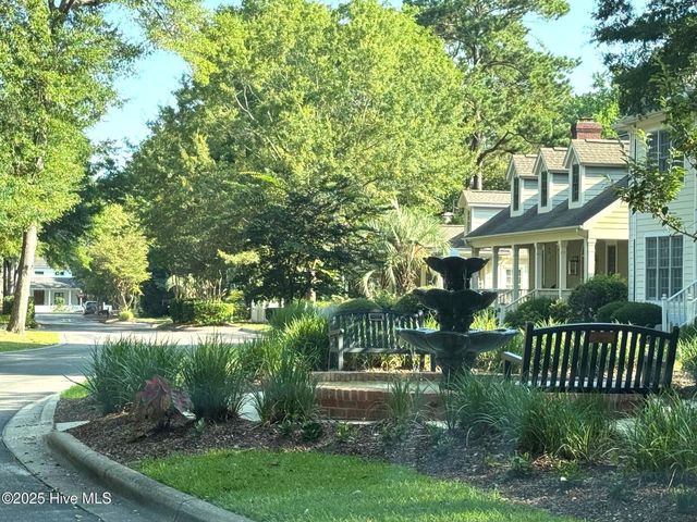 9150 Village Lake Drive, Calabash, NC 28467