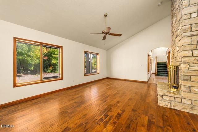 700 Thomas Street, Oak View, CA 93022