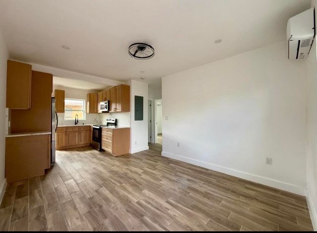 24 SW 10th Avenue, Delray Beach, FL 33444