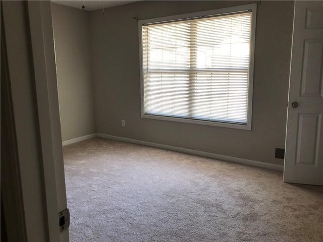 16 Villa SE Court, Smyrna, GA 30080