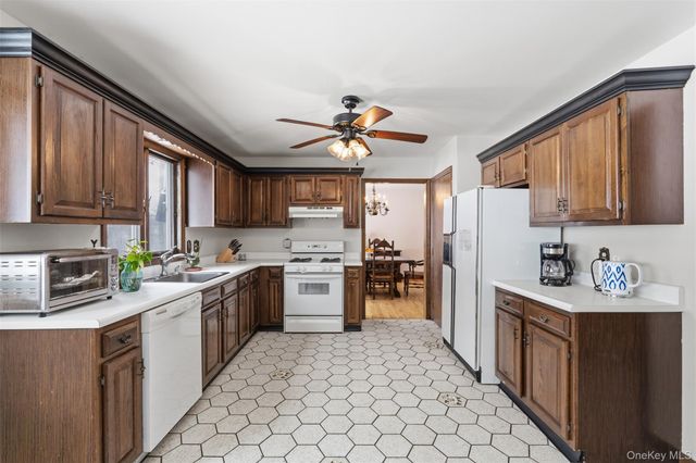 113 Buckberg Mountain Road, Stony Point, NY 10980