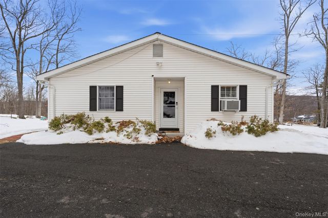 113 Buckberg Mountain Road, Stony Point, NY 10980