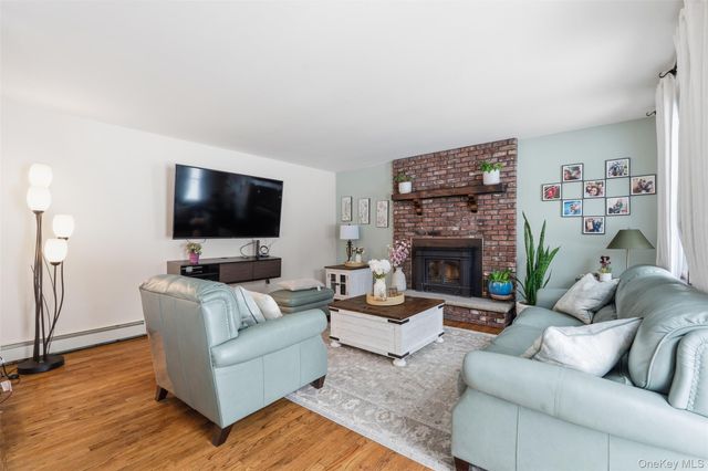 113 Buckberg Mountain Road, Stony Point, NY 10980