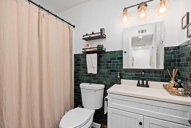 2128 Via Sonora, Oceanside, CA 92054