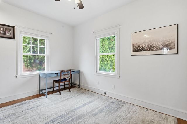 2911 21ST Avenue, Rock Island, IL 61201