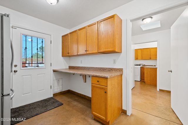 2725 E La Cienega Drive, Tucson, AZ 85716