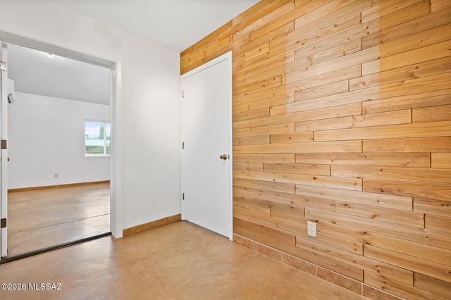 2725 E La Cienega Drive, Tucson, AZ 85716