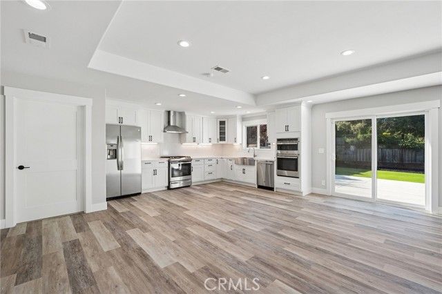 60 Loma Vista, Burlingame, CA 94010