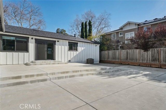 60 Loma Vista, Burlingame, CA 94010