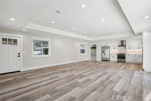 60 Loma Vista, Burlingame, CA 94010