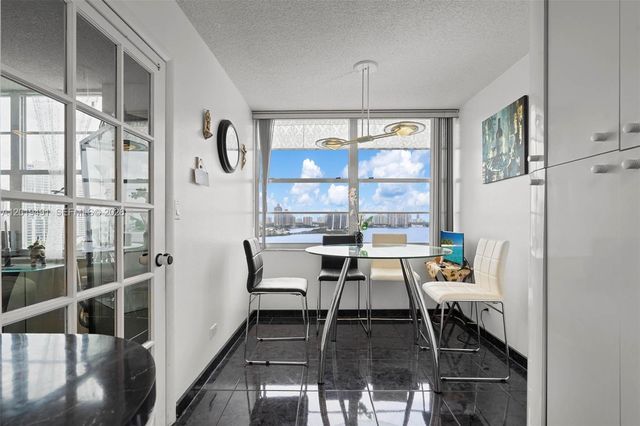 301 174 1503, Sunny Isles Beach, FL 33160