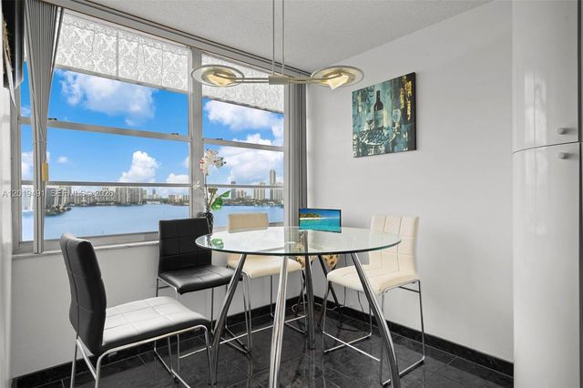 301 174 1503, Sunny Isles Beach, FL 33160