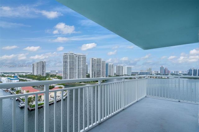 301 174 1503, Sunny Isles Beach, FL 33160