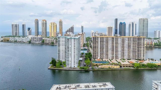 301 174 1503, Sunny Isles Beach, FL 33160