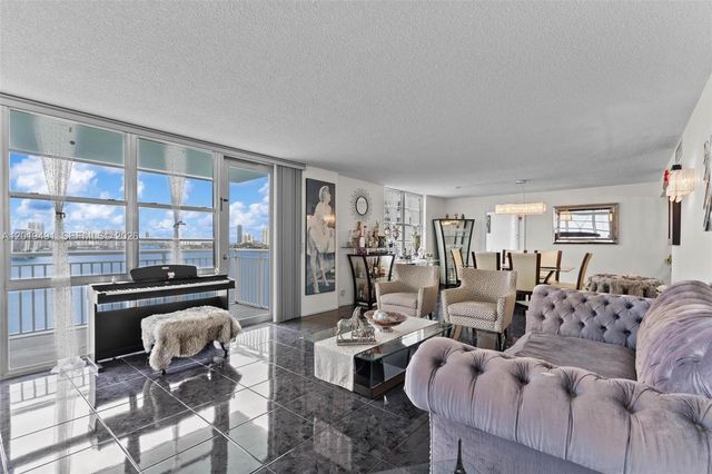 301 174 1503, Sunny Isles Beach, FL 33160
