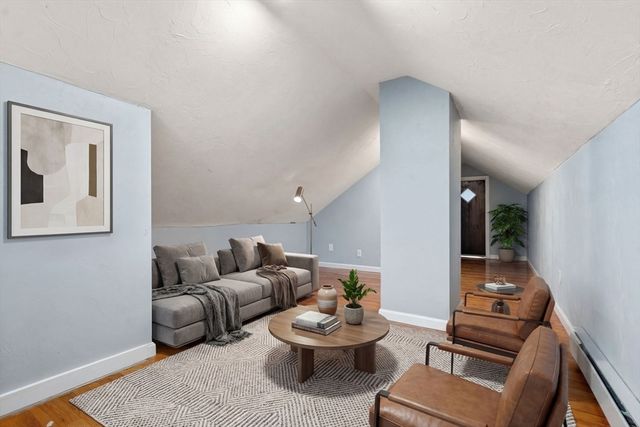 8 Haverford St, Boston, MA 02130