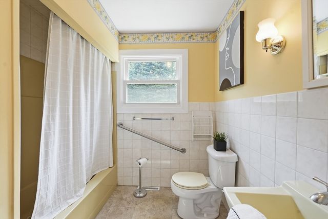 354 Highland Street, Holden, MA 01520