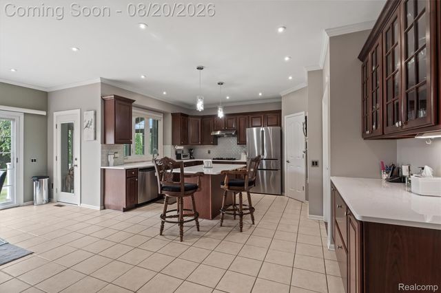48495 Central Park Drive, Canton Charter Township, MI 48188