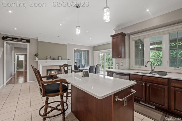 48495 Central Park Drive, Canton Charter Township, MI 48188