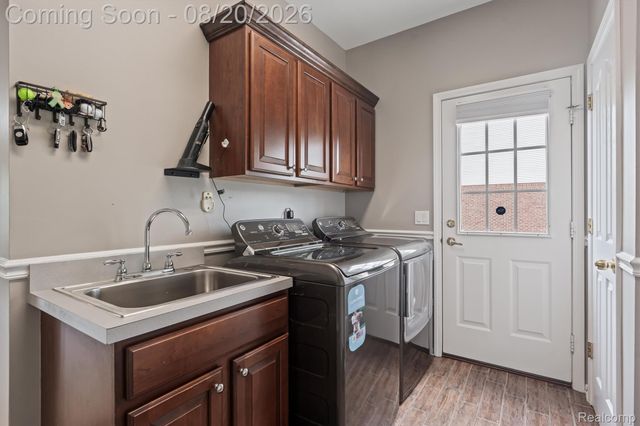 48495 Central Park Drive, Canton Charter Township, MI 48188