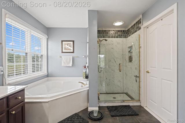 48495 Central Park Drive, Canton Charter Township, MI 48188