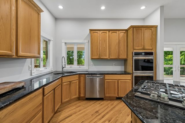 574 Hayes Ridge Rd, Lancaster, TN 38569