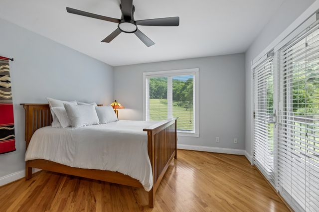 574 Hayes Ridge Rd, Lancaster, TN 38569