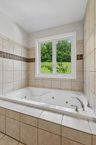 574 Hayes Ridge Rd, Lancaster, TN 38569