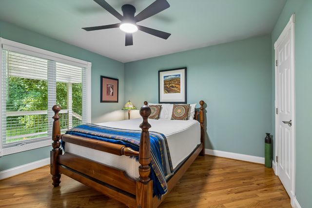 574 Hayes Ridge Rd, Lancaster, TN 38569