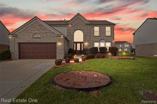 4648 Pond Run, Canton, MI 48188