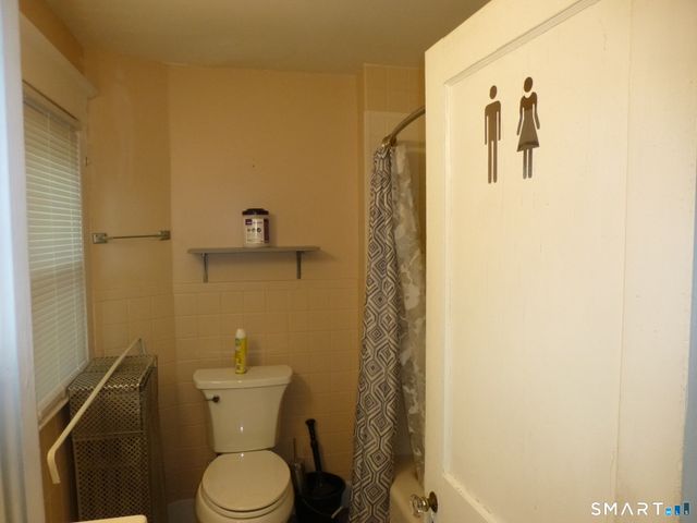 102 Norwood Avenue, New London, CT 06320