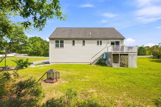 21 Hamilton Way, Holbrook, MA 02343