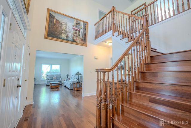 31 Kinglet Drive, Plainsboro, NJ 08536