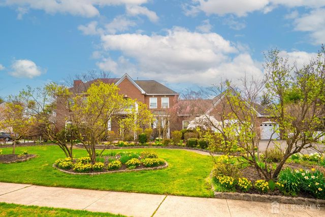 31 Kinglet Drive, Plainsboro, NJ 08536