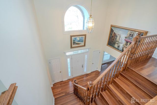 31 Kinglet Drive, Plainsboro, NJ 08536