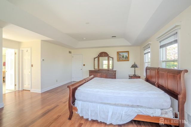 31 Kinglet Drive, Plainsboro, NJ 08536