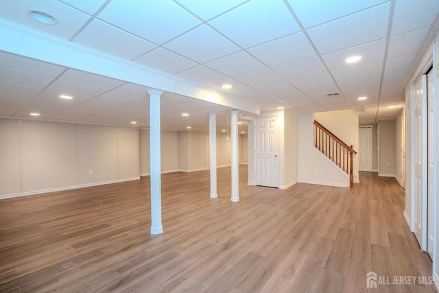 31 Kinglet Drive, Plainsboro, NJ 08536