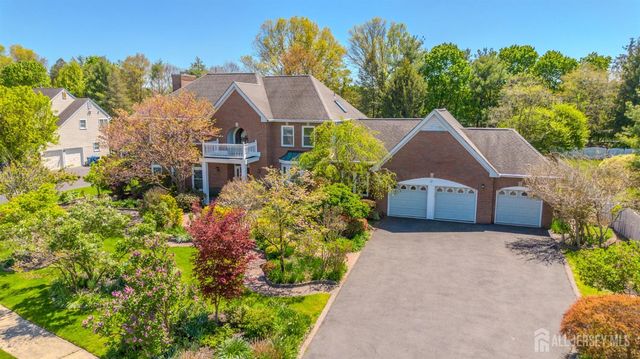 31 Kinglet Drive, Plainsboro, NJ 08536
