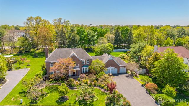 31 Kinglet Drive, Plainsboro, NJ 08536