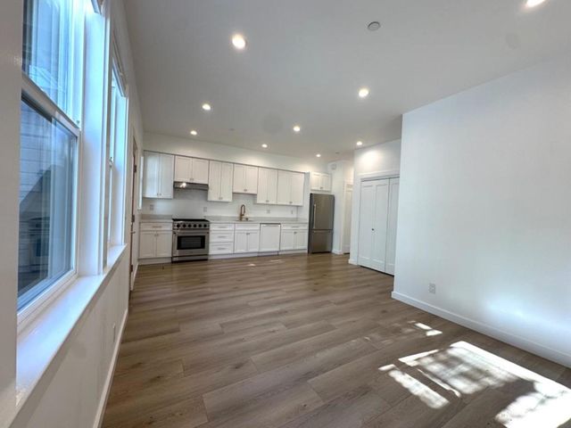 1372 Natoma Street, San Francisco, CA 94103