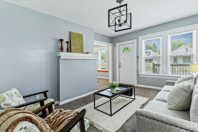 364 Clarendon Avenue, Columbus, OH 43223