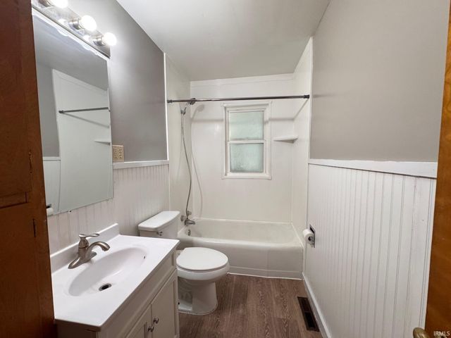 1346 Orchard Street, Wabash, IN 46992